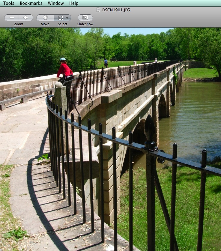 Melissa_on_C_O_Canal_Aquaduct.jpeg