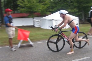 Doug Landau off the bike and headed into the second transition at the US National Sprint Triathlon Championships