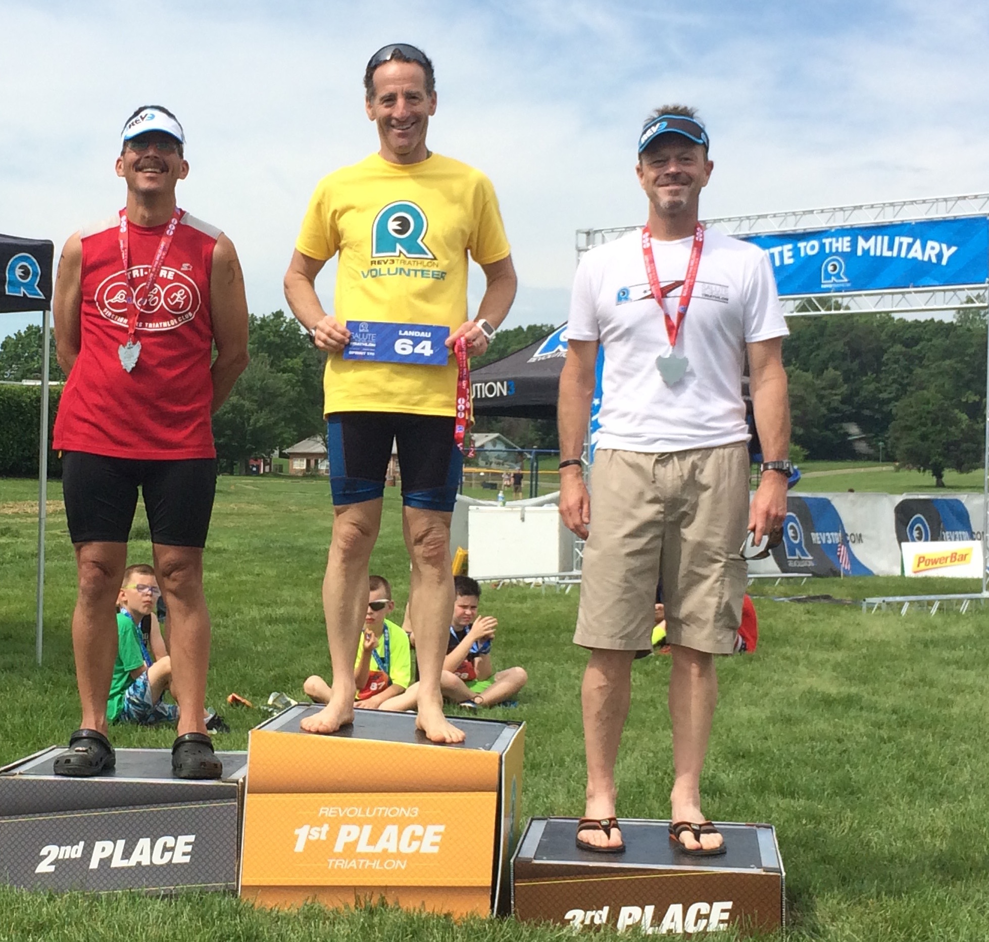 Just 6 weeks after injury, & without his run at full speed, Landau was still winning his age group, working as a volunteer & threatening for overall honors at races like the Warrenton Virginia "Salute to the Military" sprint triathlon at the former Vint Hill base.
